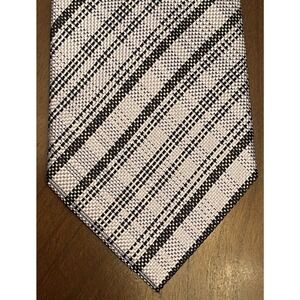 Patrick Hellmann Collection Hand Made 100% Silk Men’s Neck Tie